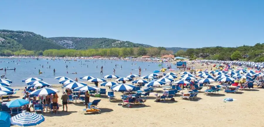 otok Rab - hotel Lopar Sunny - plaža