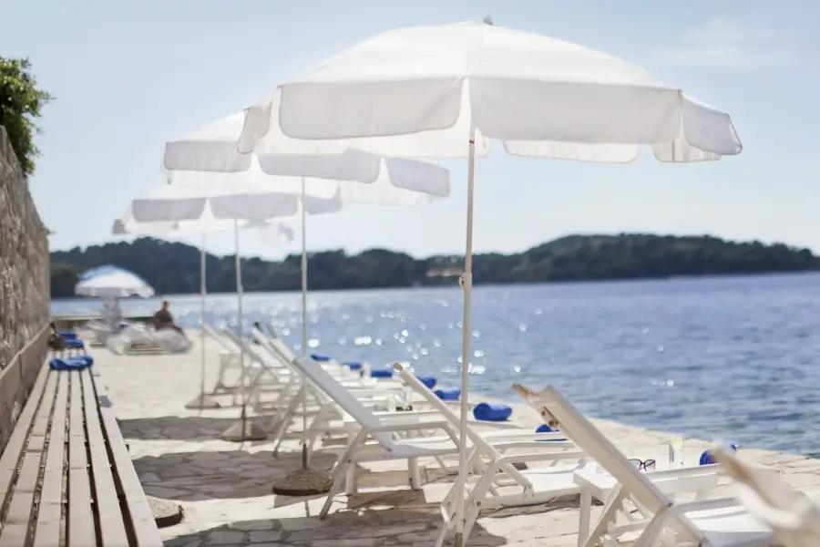 otok Mljet-hotel Odisej-plaža