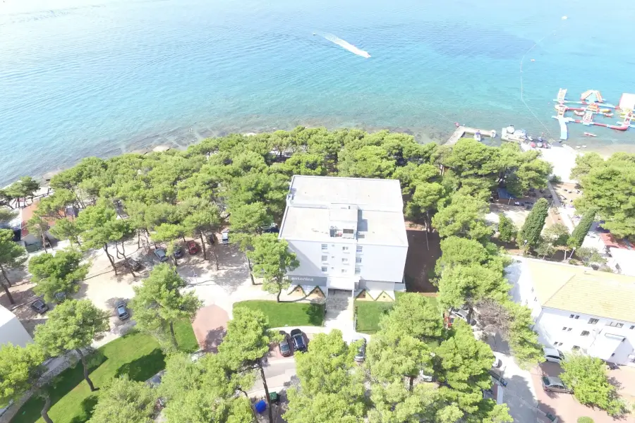 Vodice - vila Arausana in Antonina - splošen pogled