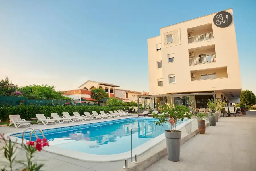 Vodice-ARANCINI RESIDENCE-splošen pogled