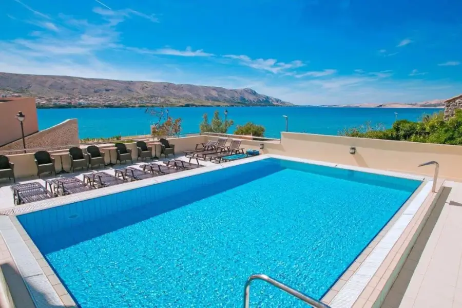 Pag - residence Meridijan - bazen