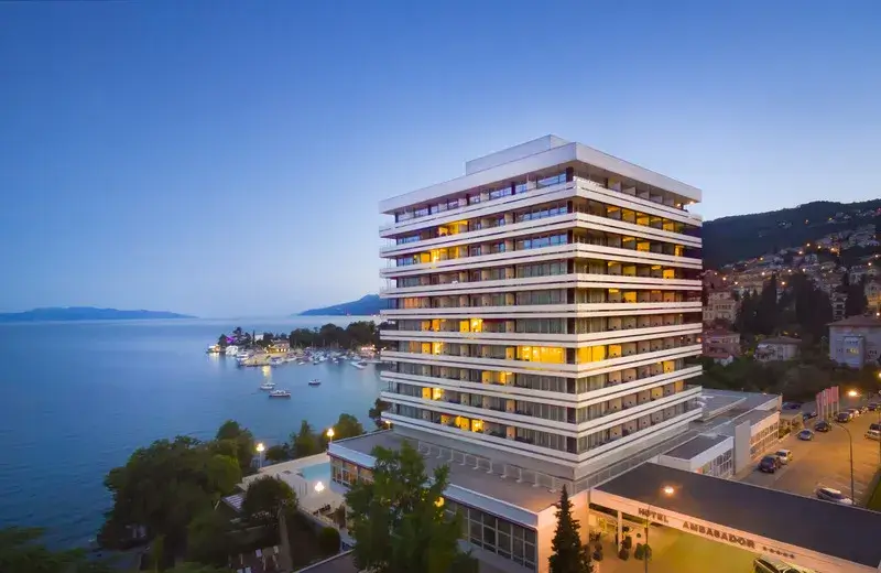 Opatija - hotel Ambasador - splošen pogled