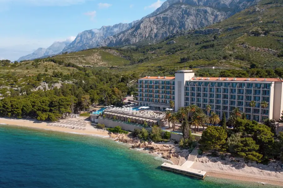 Tućepi - Bluesun hotel Jadran - splošen pogled
