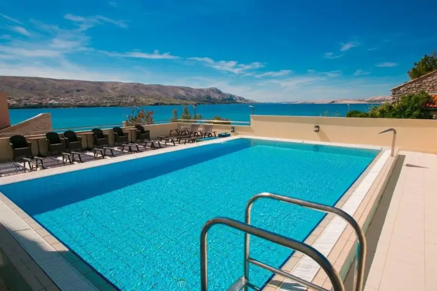 Pag - residence Meridijan - bazen