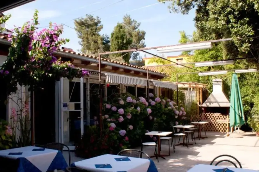 otok Lošinj - penzion Ana - restavracija