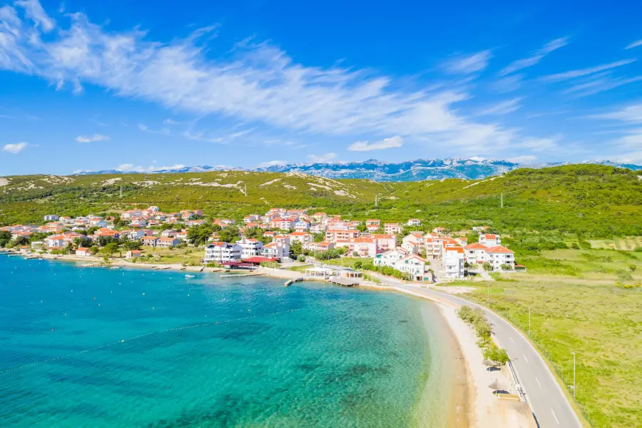 otok Pag - apartmaji Relax - splošen pogled