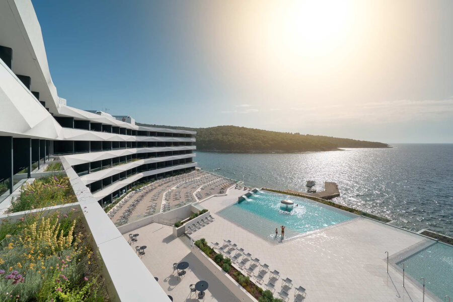 otok Brač - hotel Grand View - splošen pogled