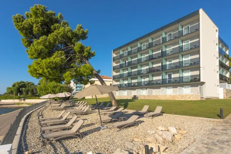 Vodice - vila Arausa - splošen pogled