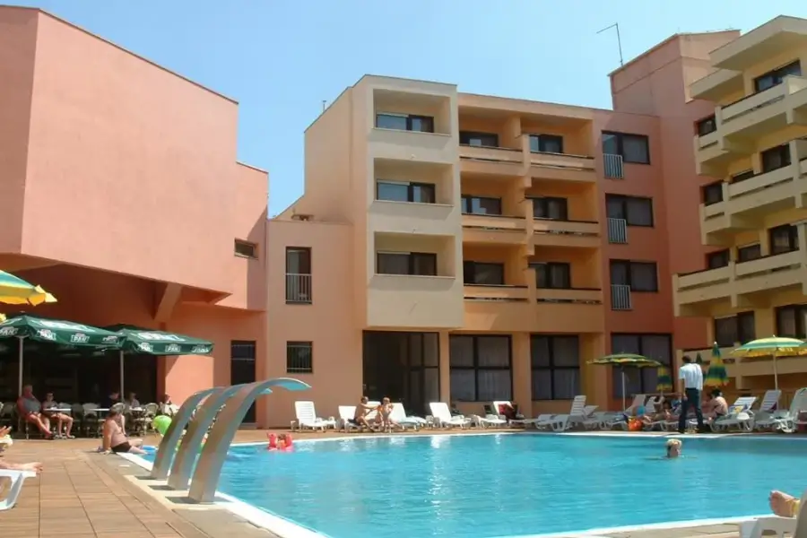 Zadar - hotel Donat - zunanji bazen