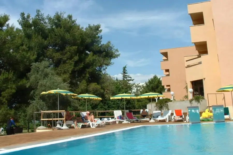 Zadar - hotel Donat - zunanji bazen