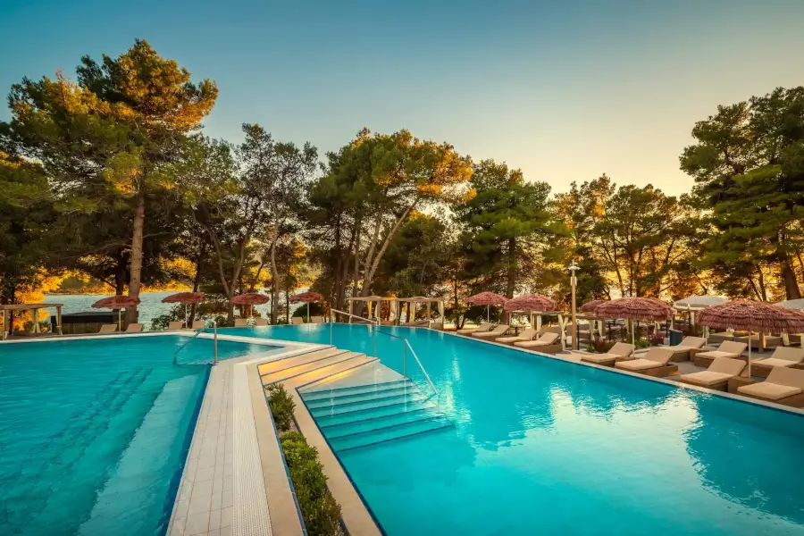 Places Hotel by Valamar - Bazen